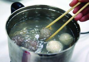 關東煮久煮不爛背后之謎 添加劑還是質量過硬？